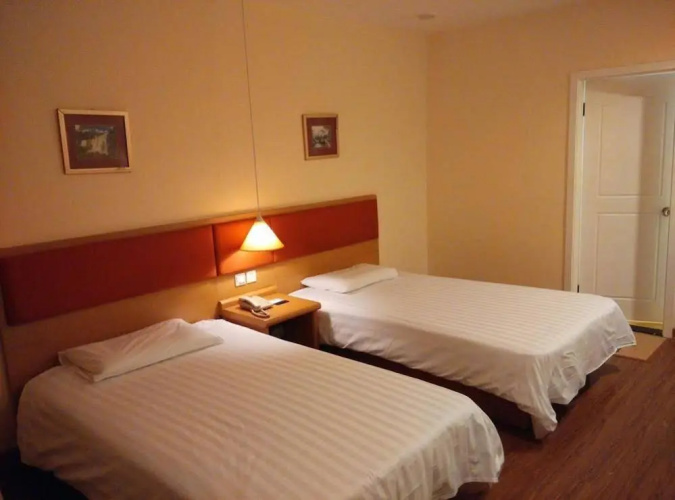 Home Inn Hotel