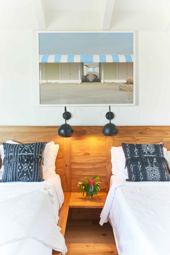 Standard Double room with partial ocean view