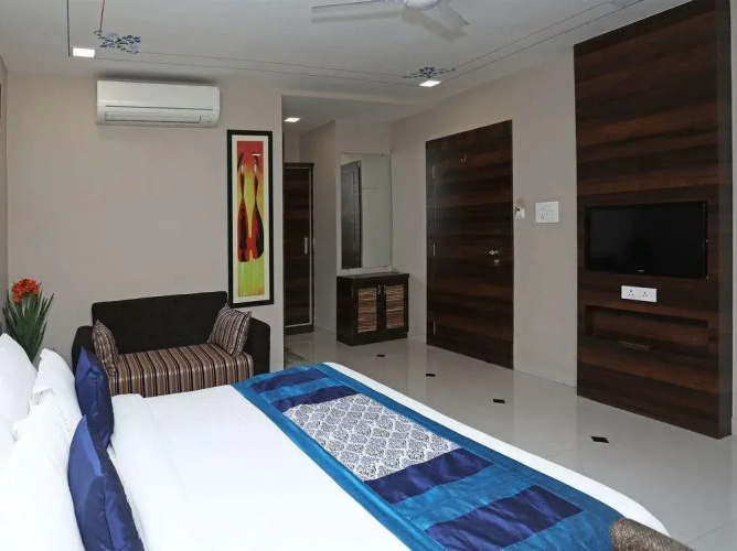 Hotel Kingfisher Udaipur