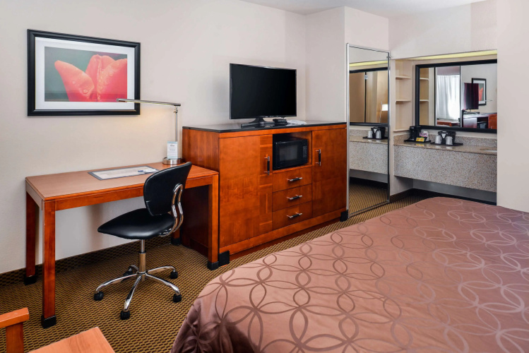 Best Western Executive Inn
