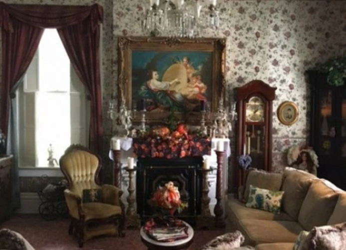 Victorian House Bed & Breakfast