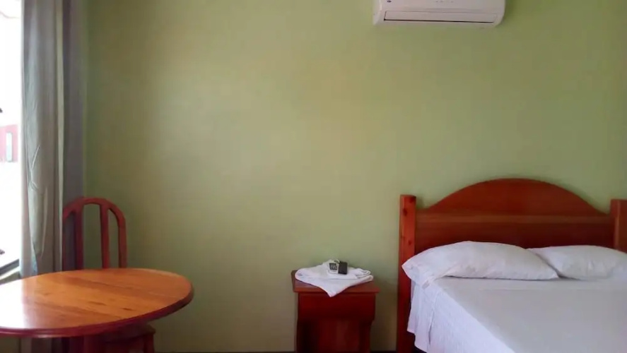 Cabinas El Tropico