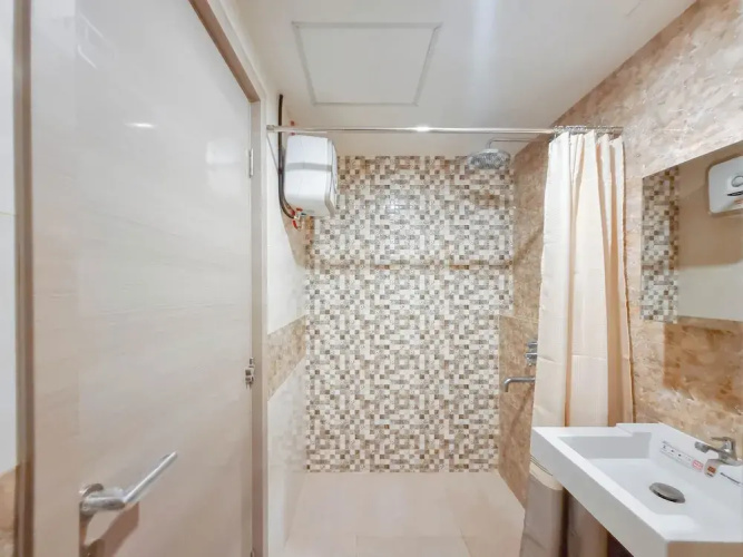Tranquil and Modern Studio Mataram City Apartment