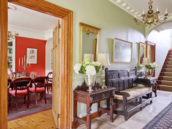 Gitcombe House