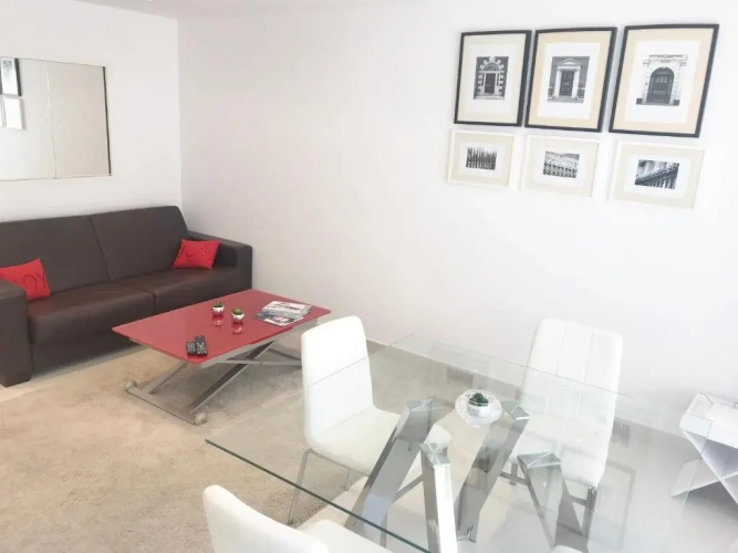 1 Bedroom Deluxe Apartment