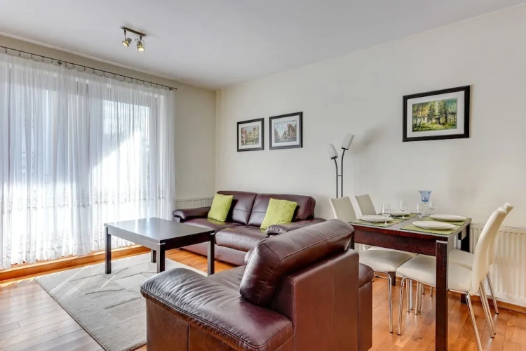 1 Bedroom Apartment
