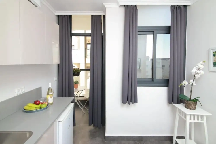 Deluxe Studio with balcony