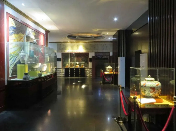 Qiyun Hotel