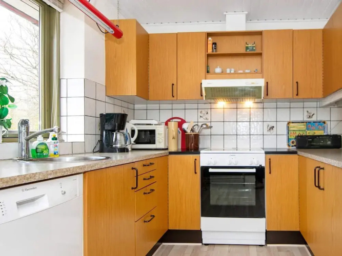 6 Person Holiday Home in Glesborg