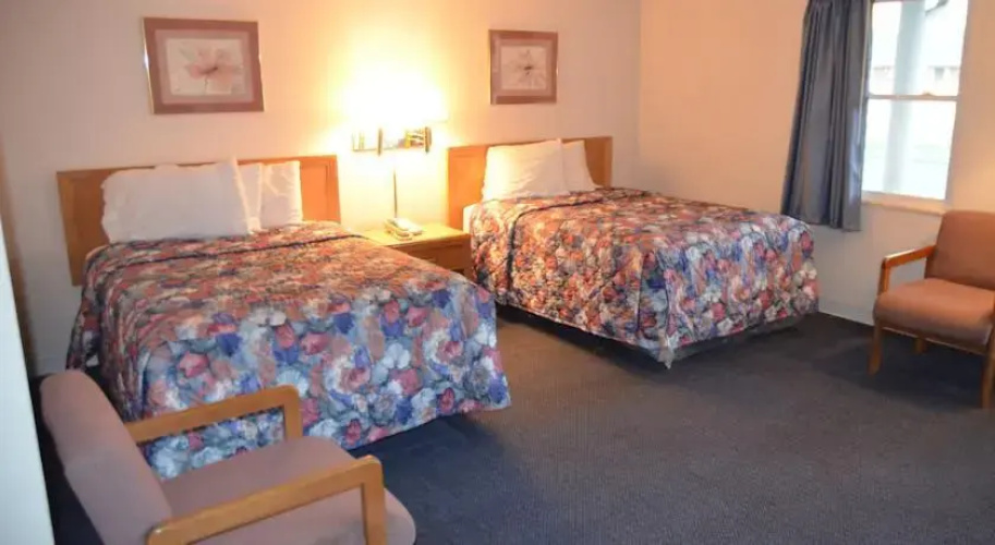 Colonial Inn