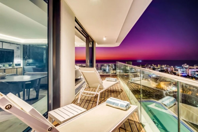 Strand Beach by Totalstay