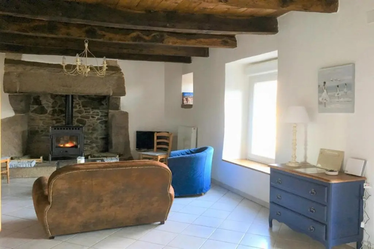 Maison bretonne rénovée WIFI avec grand jardin à TREBEURDEN - Réf 675