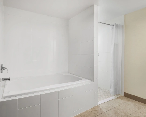 1 Bedroom Double Suite