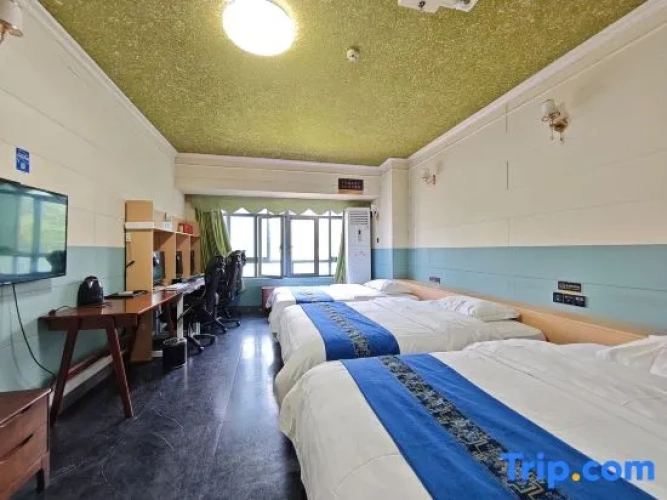 Classic Triple room