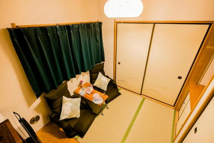 Hakusan House