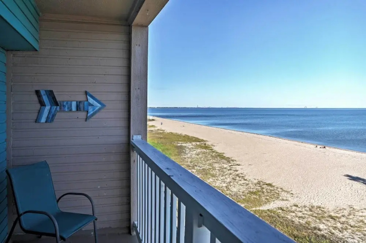 Surfside 'sandcastle Suite' w/ Balcony & 2 Pools!