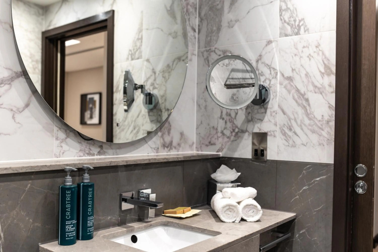 DoubleTree by Hilton Hotel London - Victoria photo 25