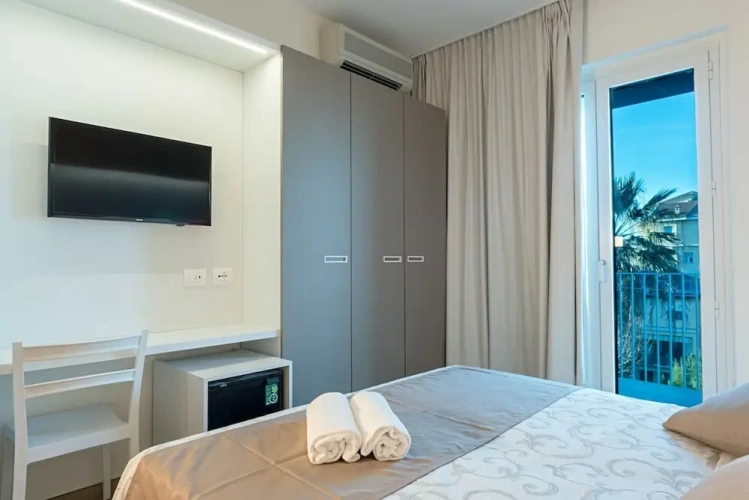 Standard Quadruple room with balcony