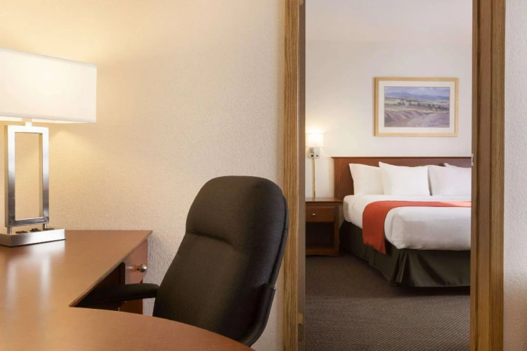 Double Suite