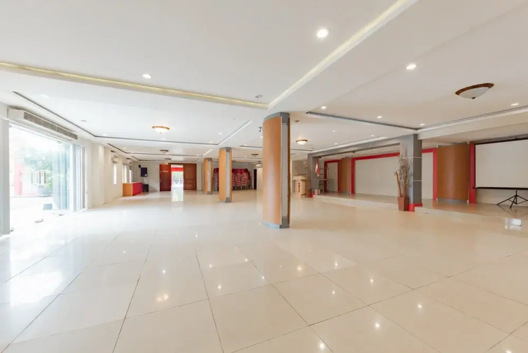Onyx Hotel