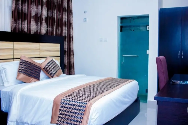 Comfort room