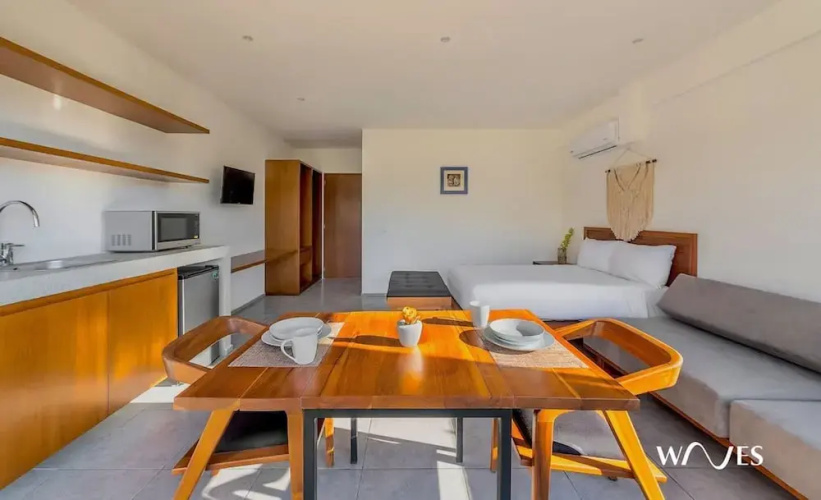 Studio With Great Rooftop Pool