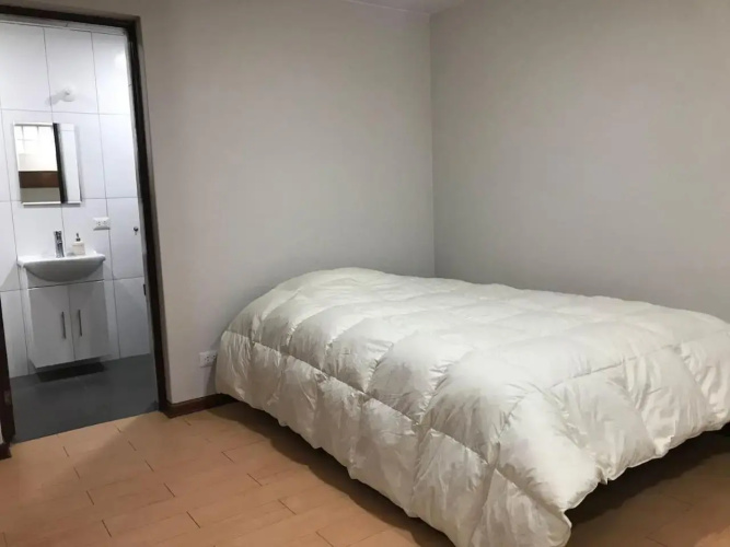 Tezza Apartment two blocks from the American Embassy