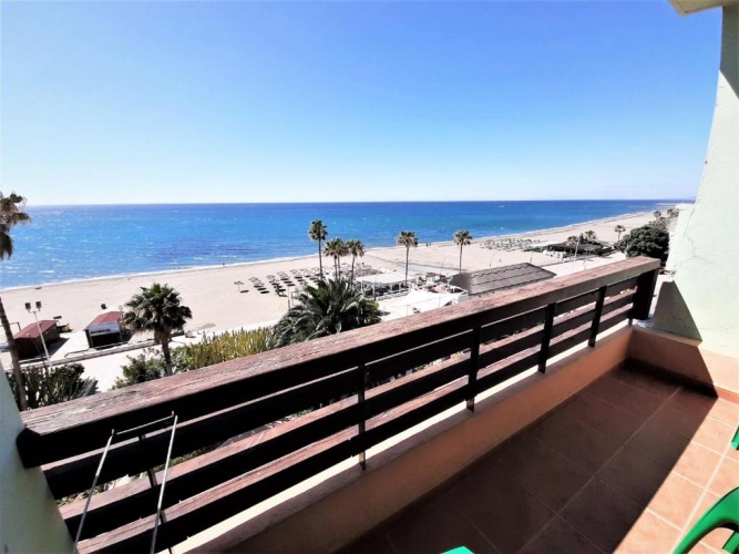Standard Double room with sea view