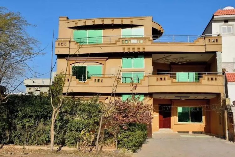 Kashee's Lodges
