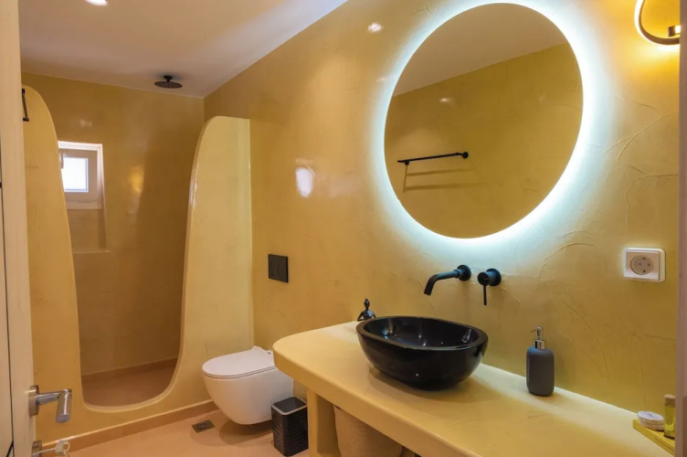 Aina Suites