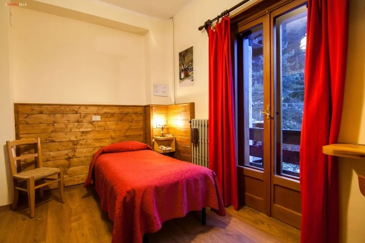 Standard Single room with balcony