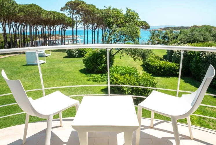 1 Bedroom Standard Triple room with balcony and with sea view