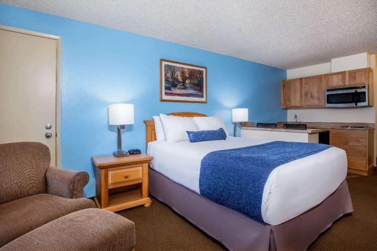 Double Studio Suite with river view