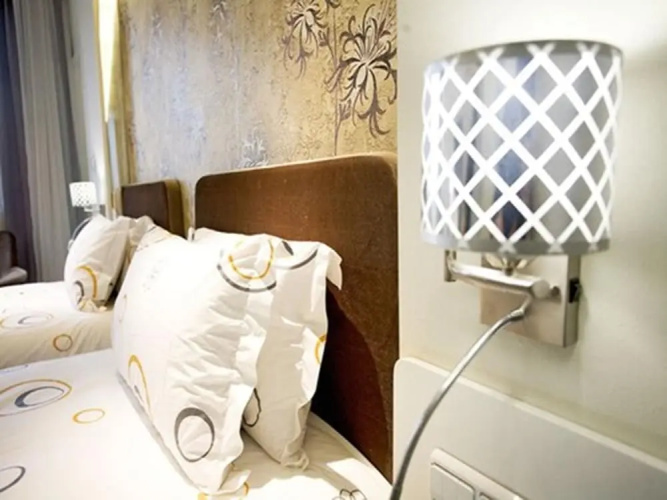ZongGuan Branch EESIR Hotel
