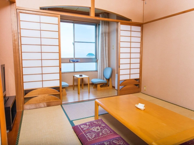 Standard Quadruple room with ocean view