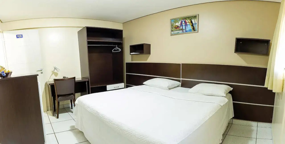 Hotel Tropical