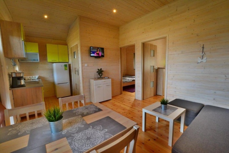 2 Bedrooms Cottage