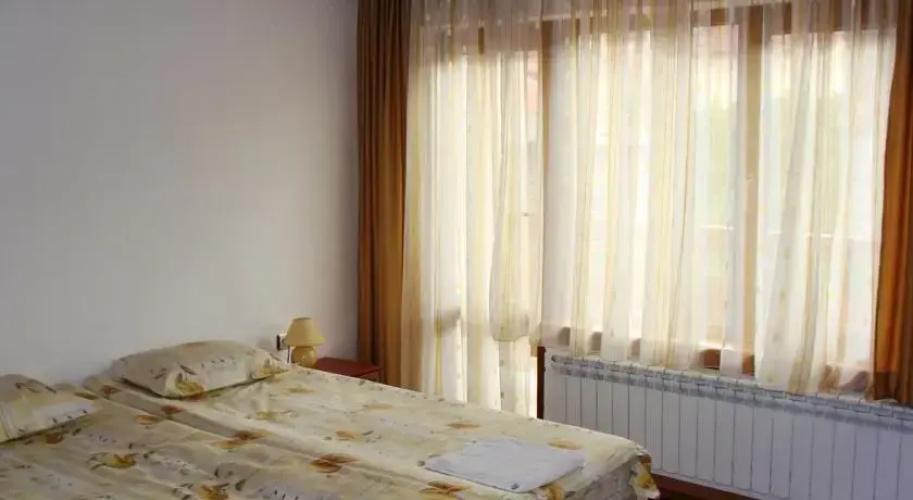 Guest Rooms Vachin