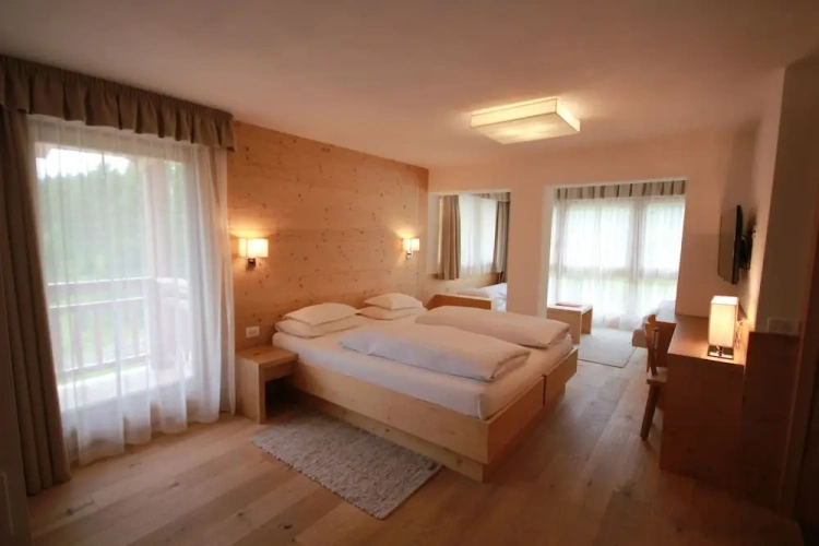 Superior Double room with balcony