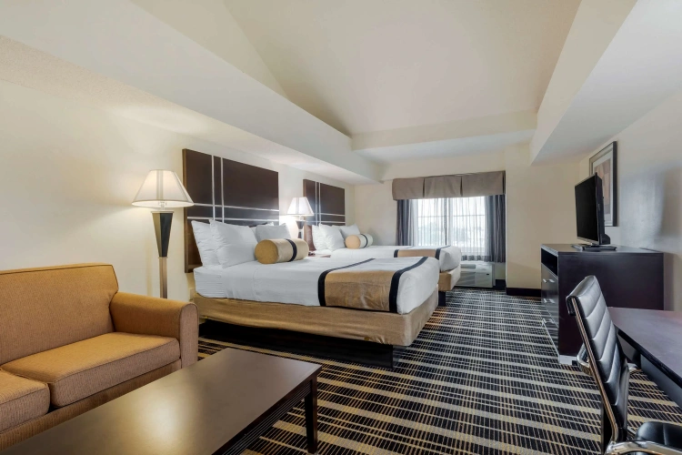 Quadruple Junior Suite