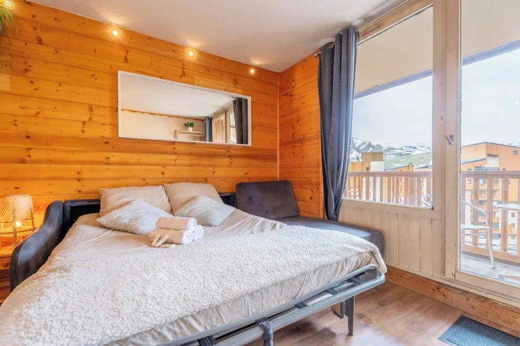 Luxury Apartment with mountain view
