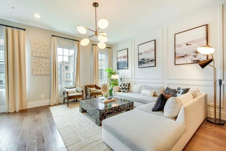 3 Bedrooms Apartment with balcony