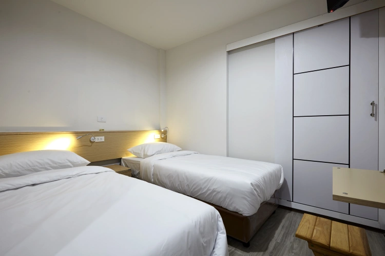 Economy Twin room