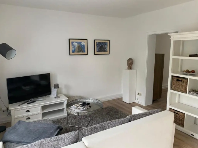 2 Bedrooms Single Apartment