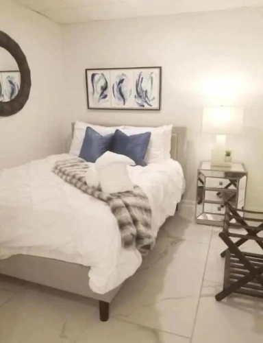 Comfort room
