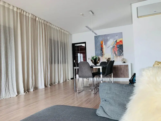 Modern Flat Near Lisbon