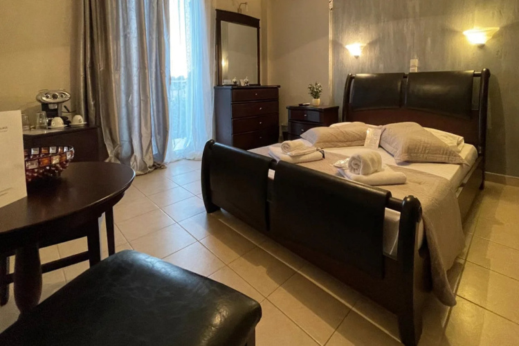 Apollonion Palace Hotel