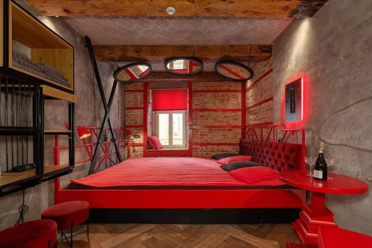 Masoch. Hotel & Cafe