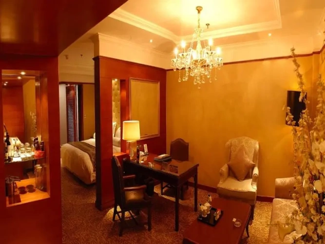 Executive Suite