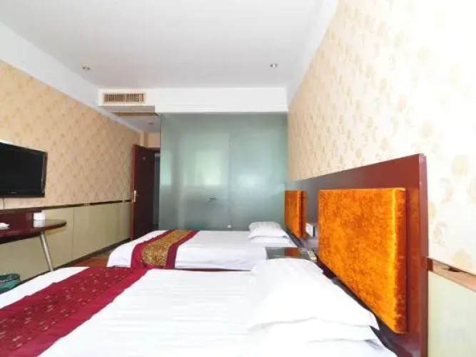 Town Haipeng Hotel